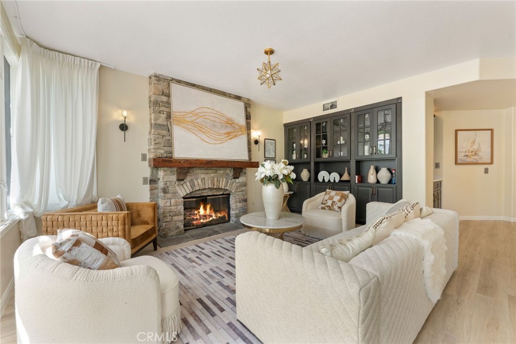 19 Easthill