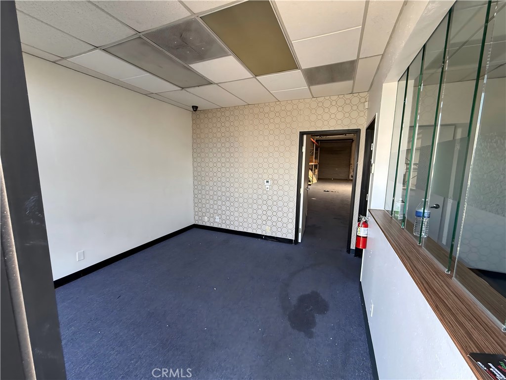 20957 Currier