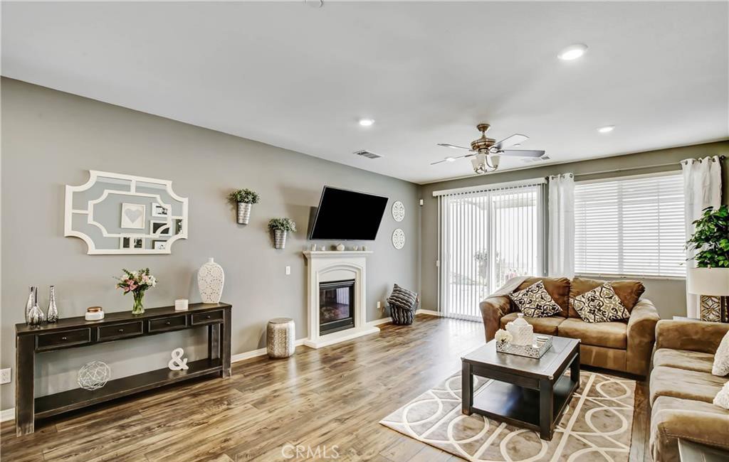 13196 Flagstaff Drive