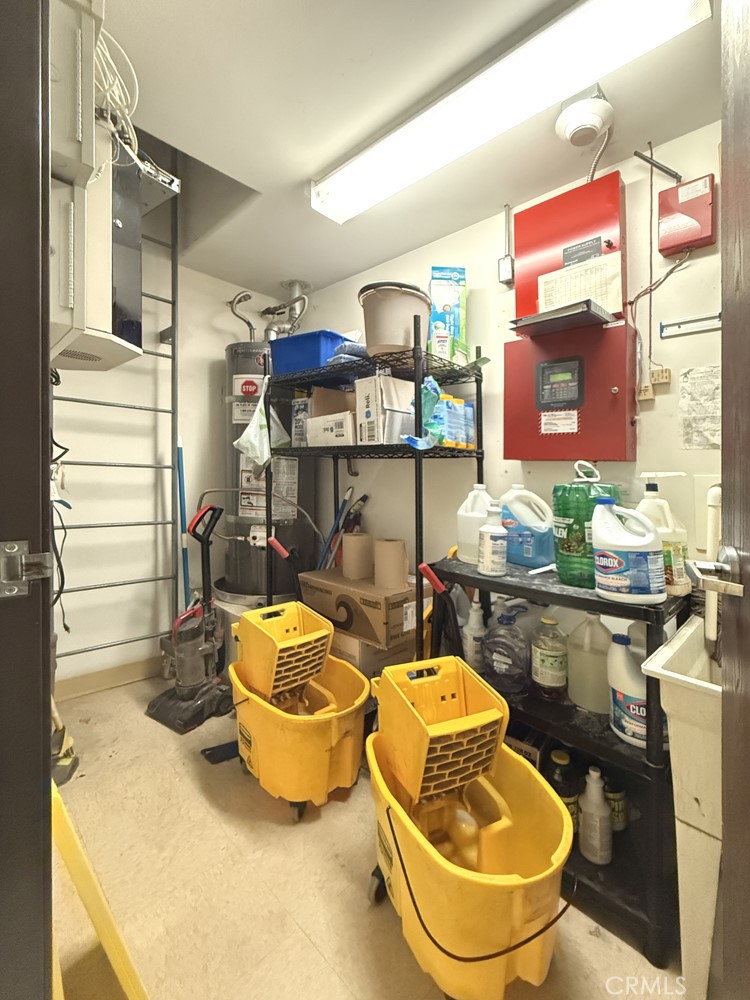 6048 Etiwanda Avenue