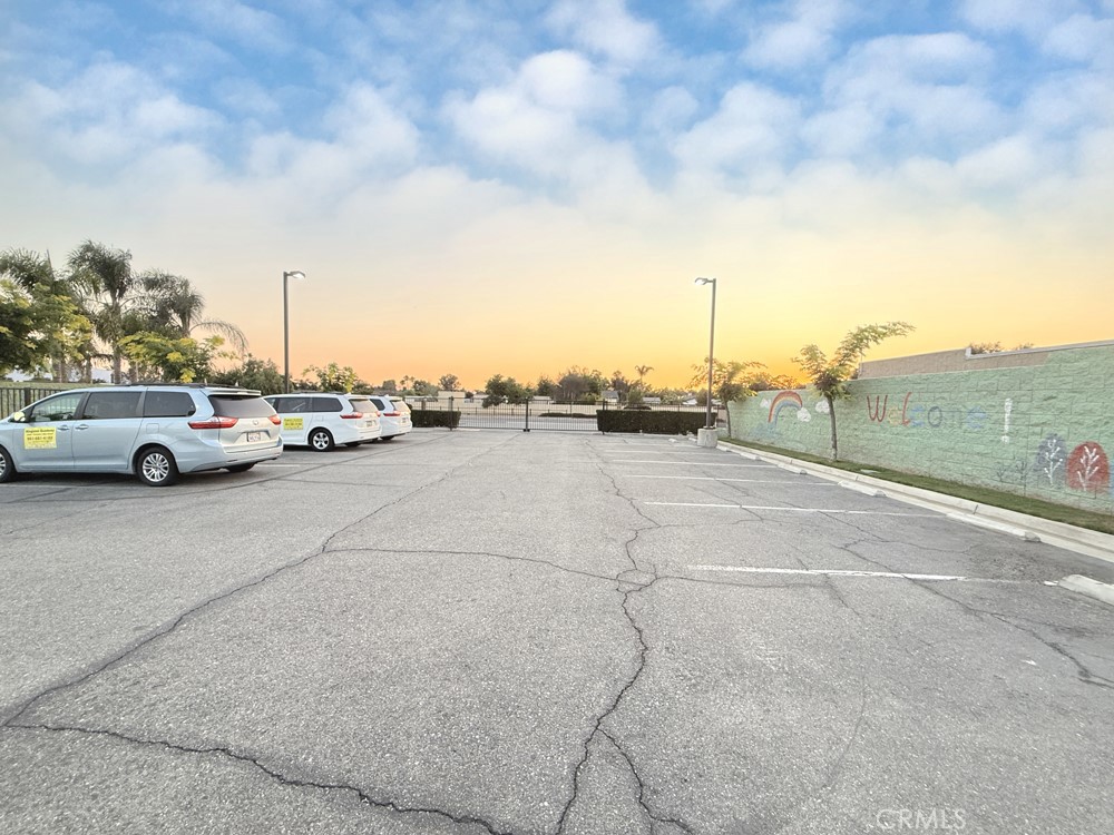 6048 Etiwanda Avenue