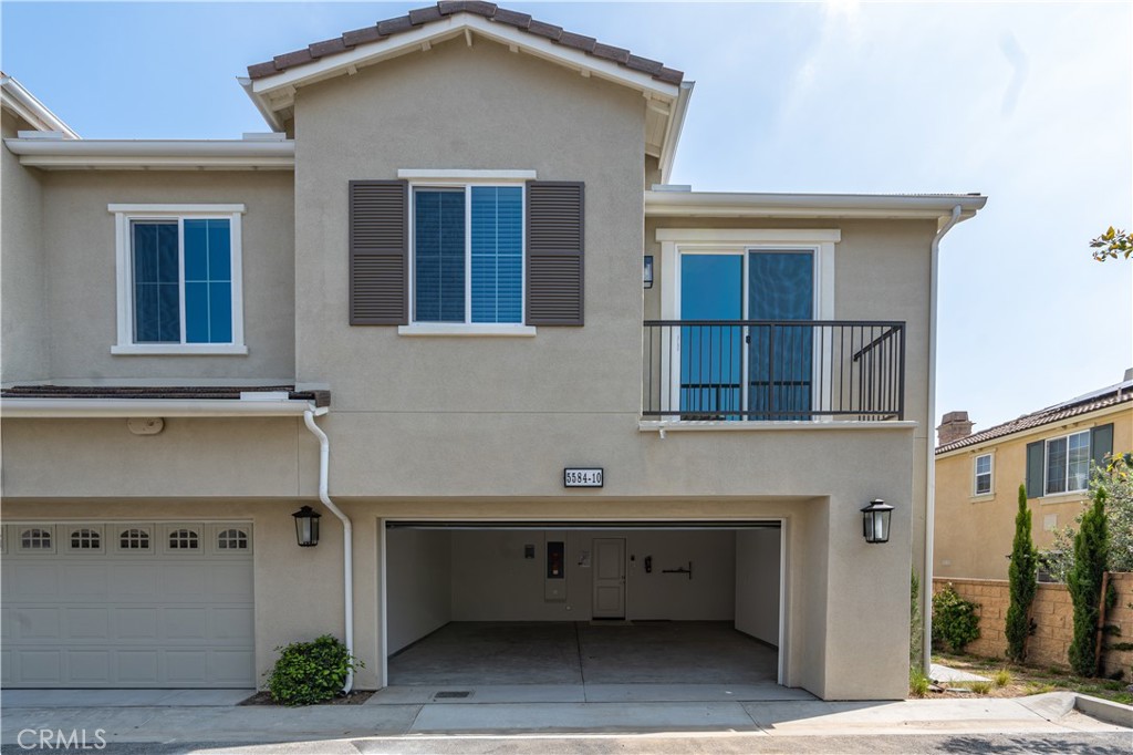 5584 Kate Way