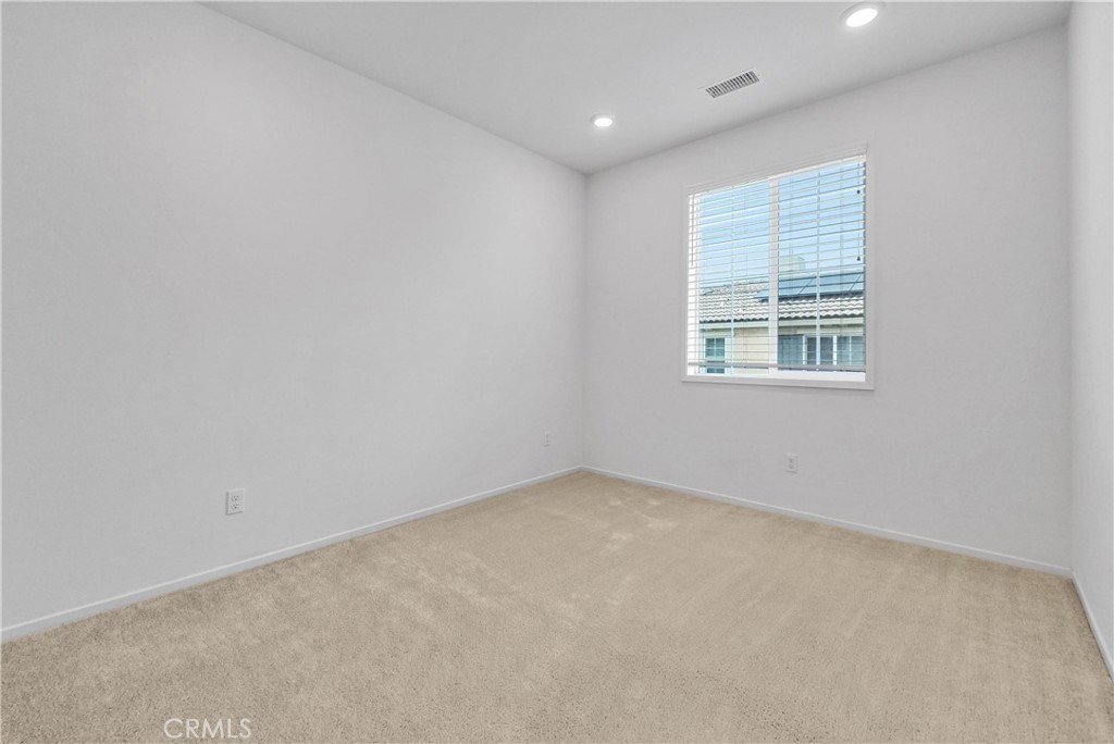 5584 Kate Way