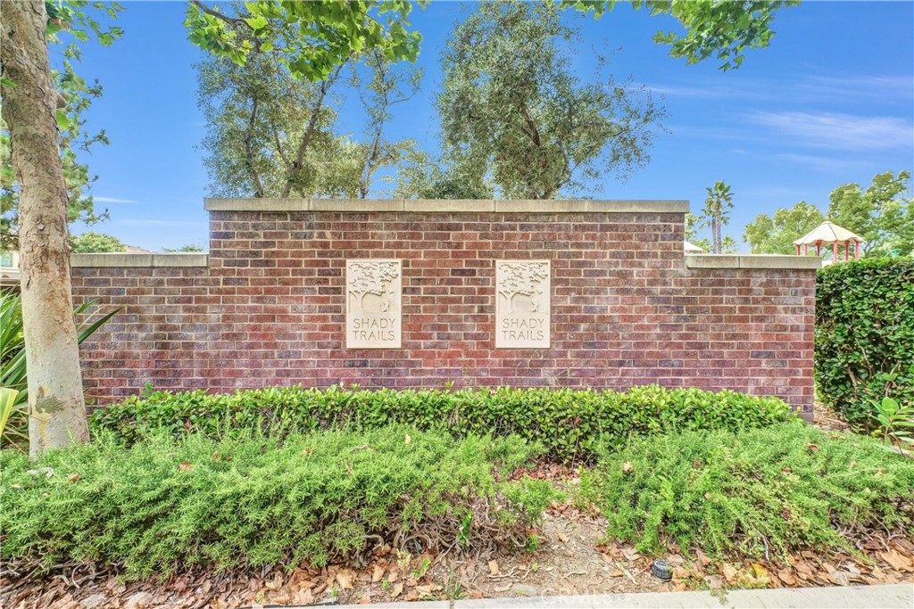 5584 Kate Way