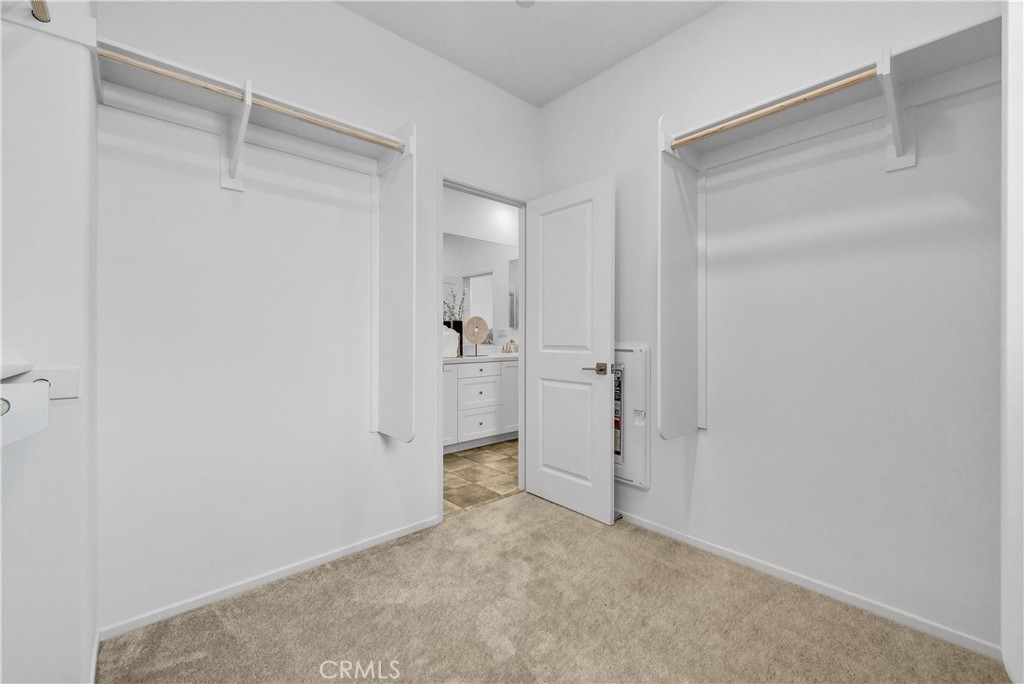 5584 Kate Way