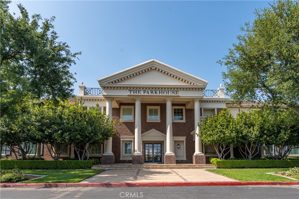 5584 Kate Way