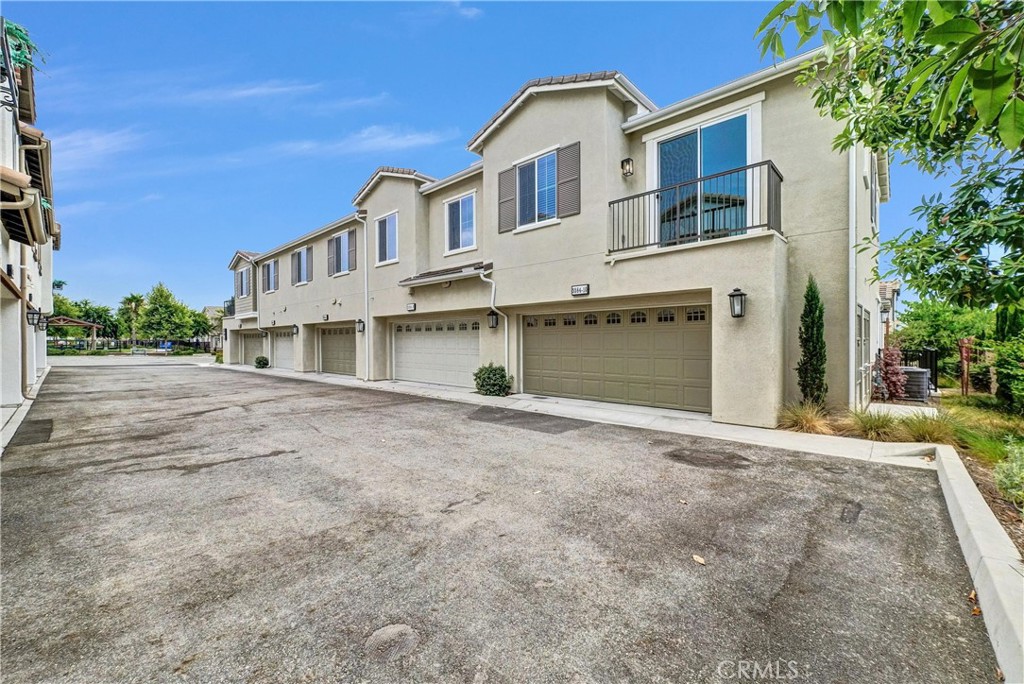 5584 Kate Way