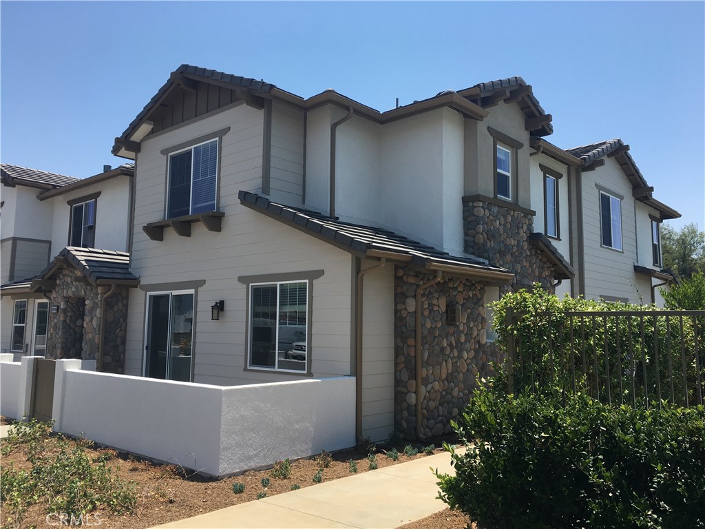 18084 Burke Lane