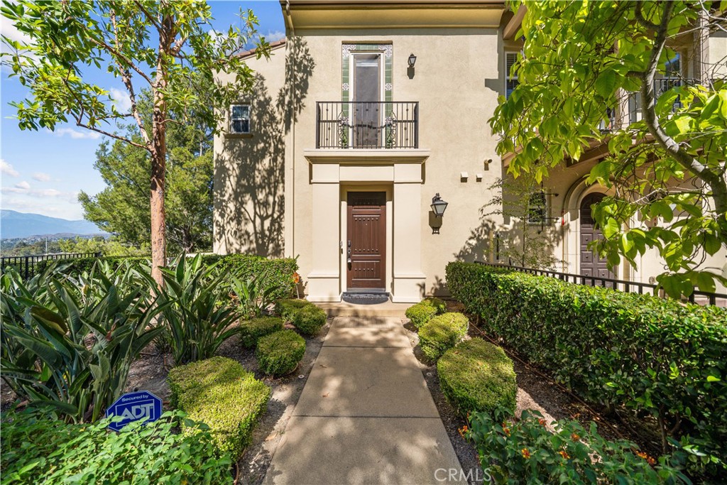 933 Terrace Lane W 7