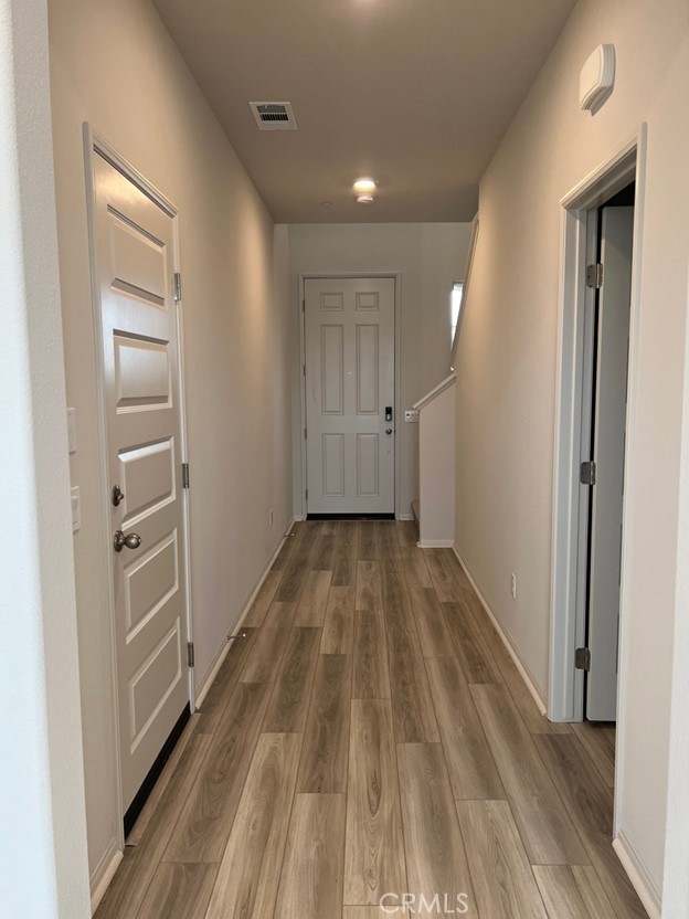 648 E Madeleine Privado