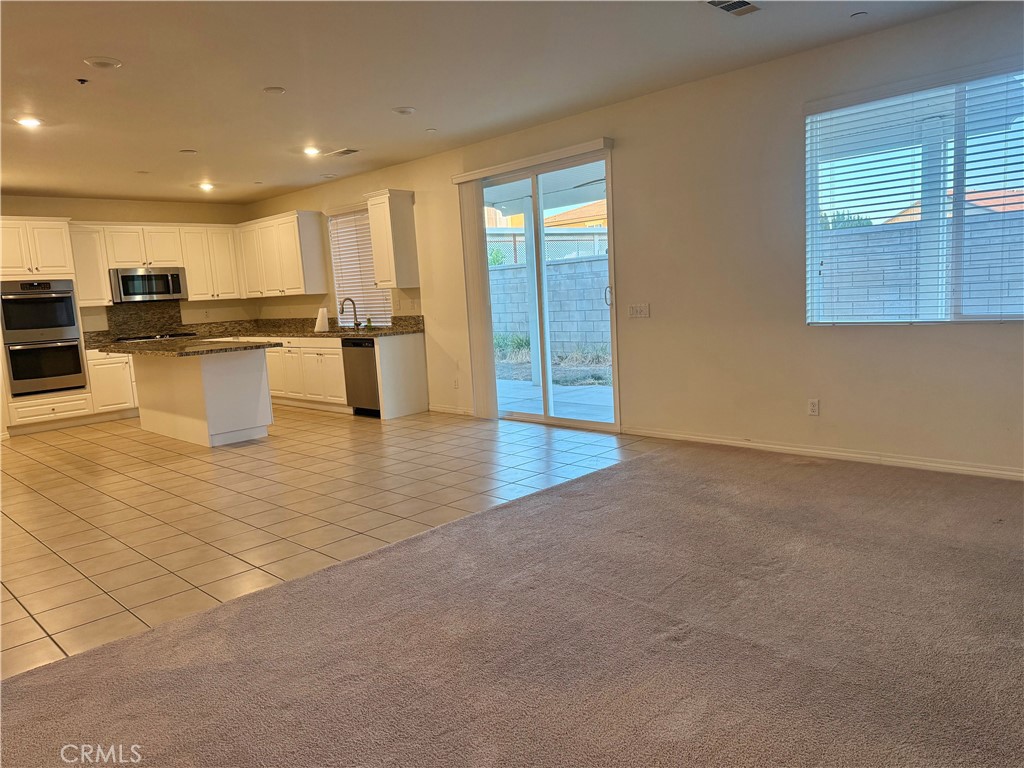 12037 Meander Way