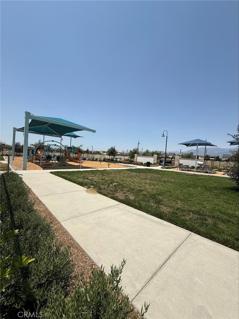 4101 155 S Wildflax Paseo