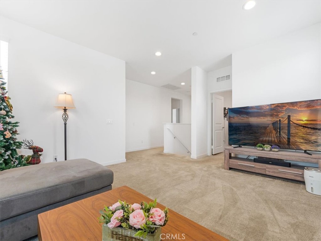 4858 S Avocado Trail