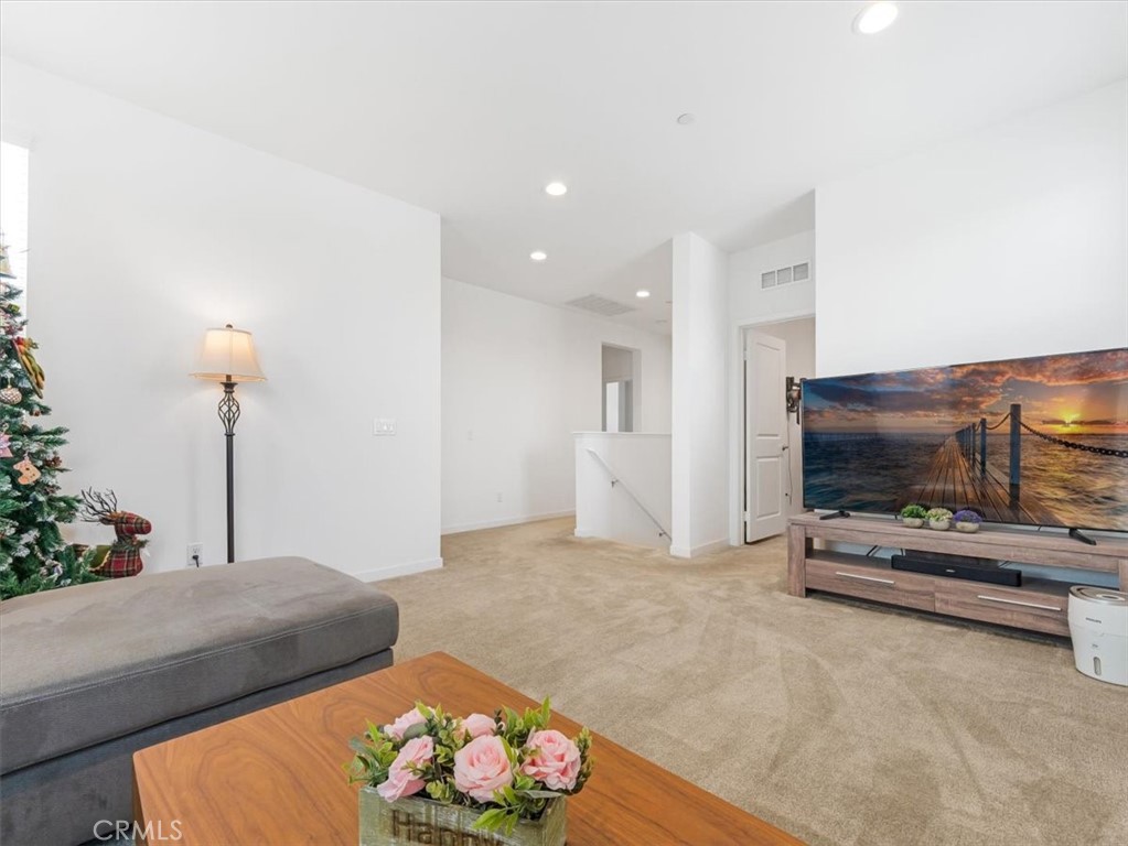 4858 S Avocado Trail