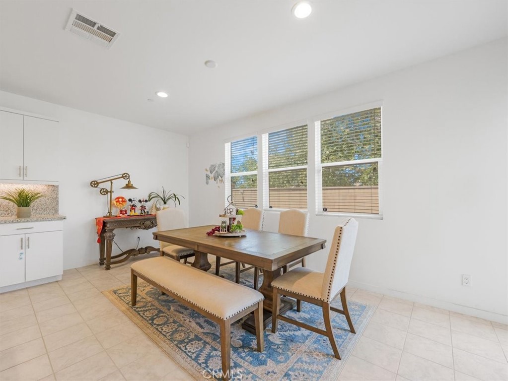 4858 S Avocado Trail