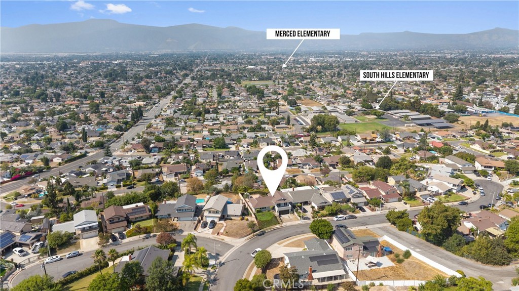 1501 E Maplegrove Street