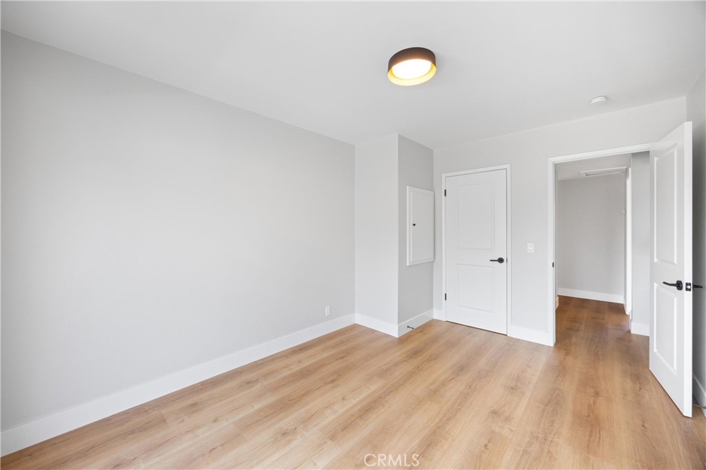 1501 E Maplegrove Street