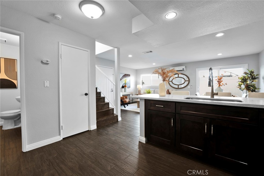 12951 Royal Palm Cir
