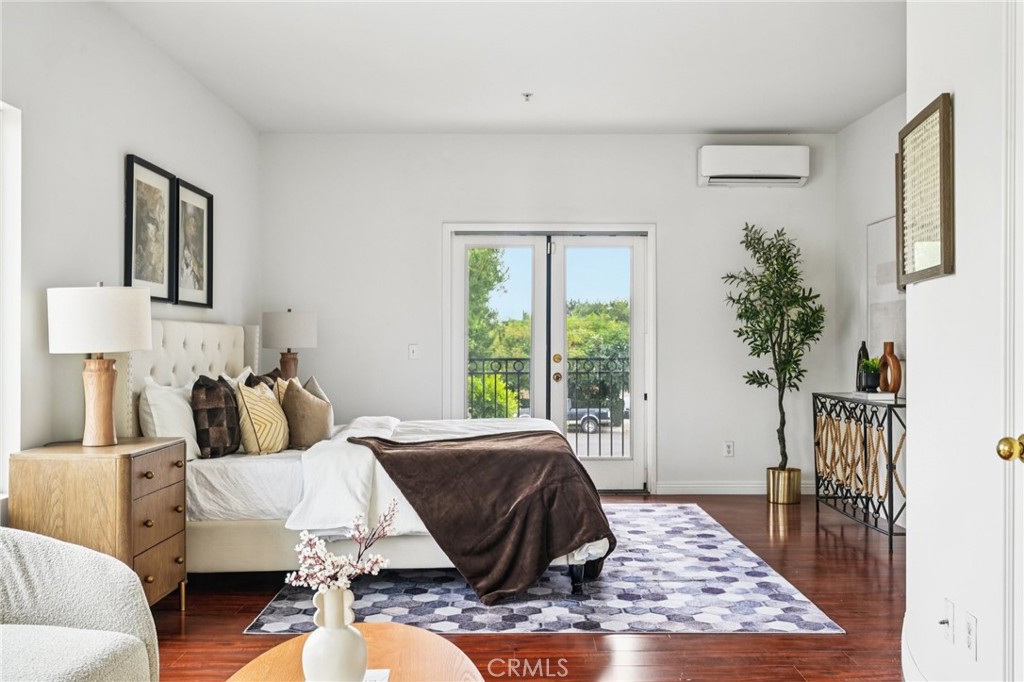 12383 Magnolia Street