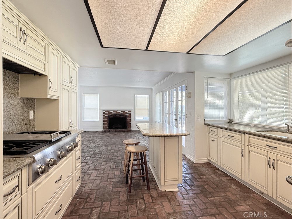 1409 Meadow Glen Road