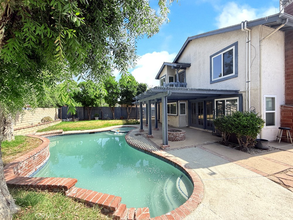 1409 Meadow Glen Road