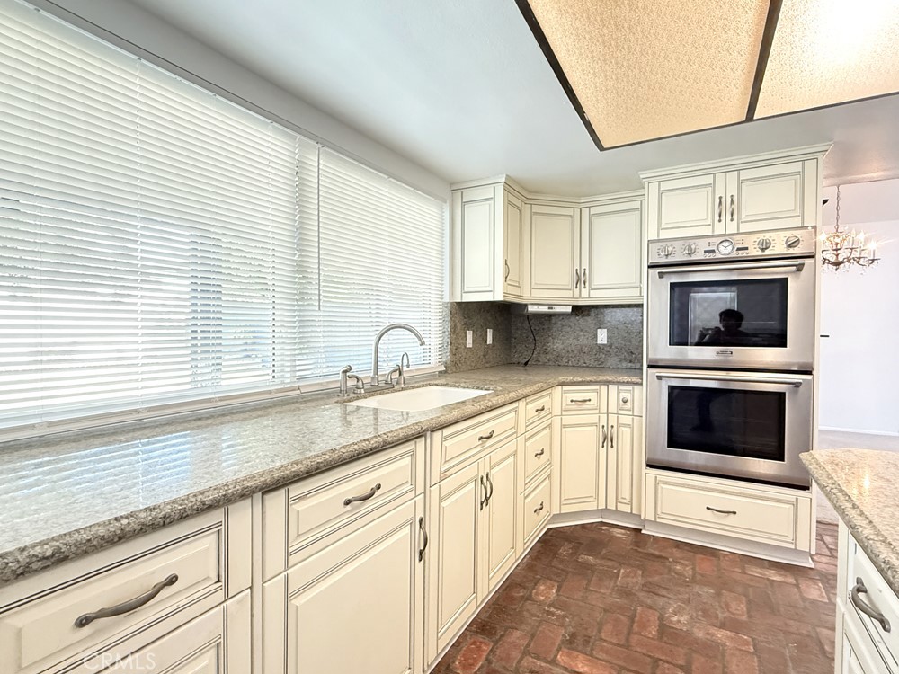 1409 Meadow Glen Road