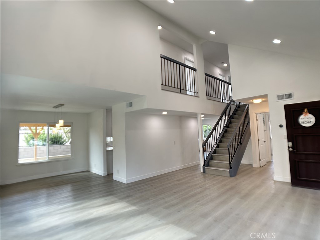 2028 E Lainie Street