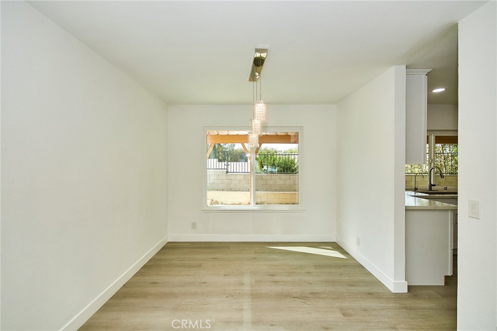 2028 E Lainie Street