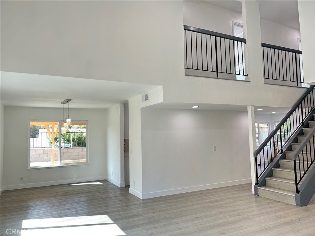 2028 E Lainie Street