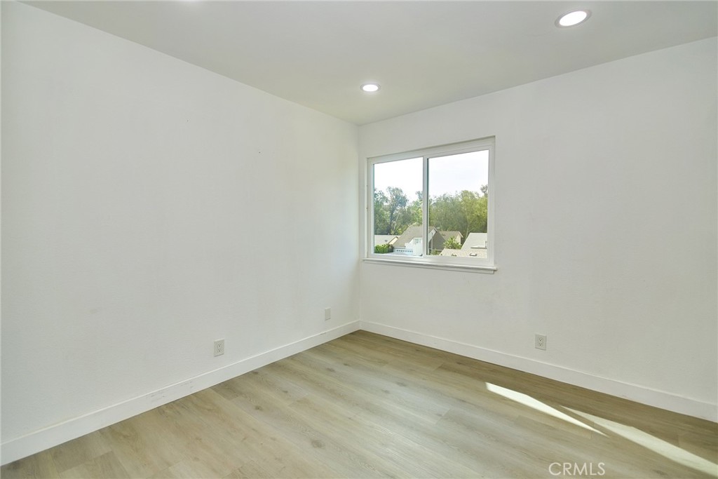 2028 E Lainie Street