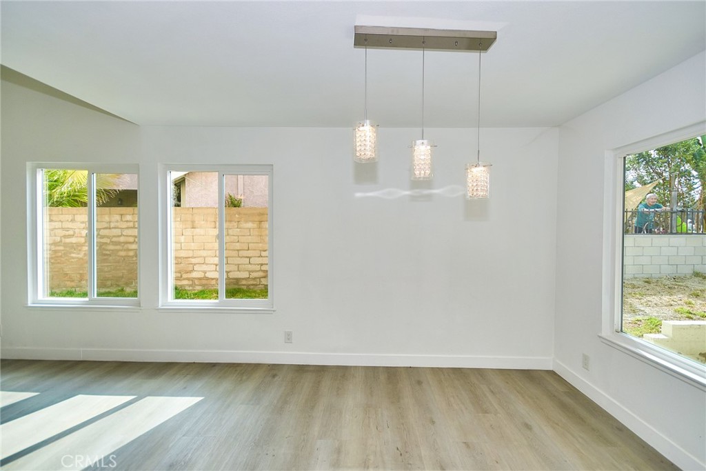 2028 E Lainie Street