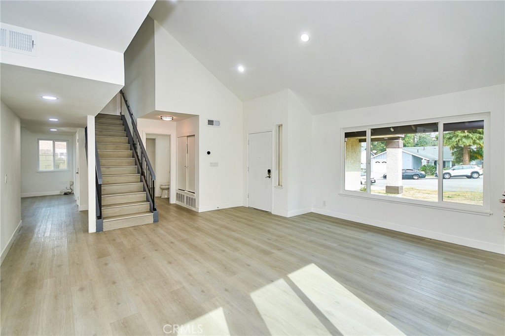 2028 E Lainie Street