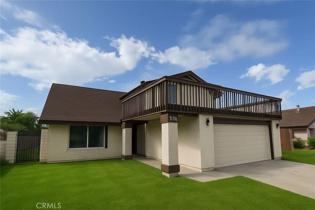 2028 E Lainie Street