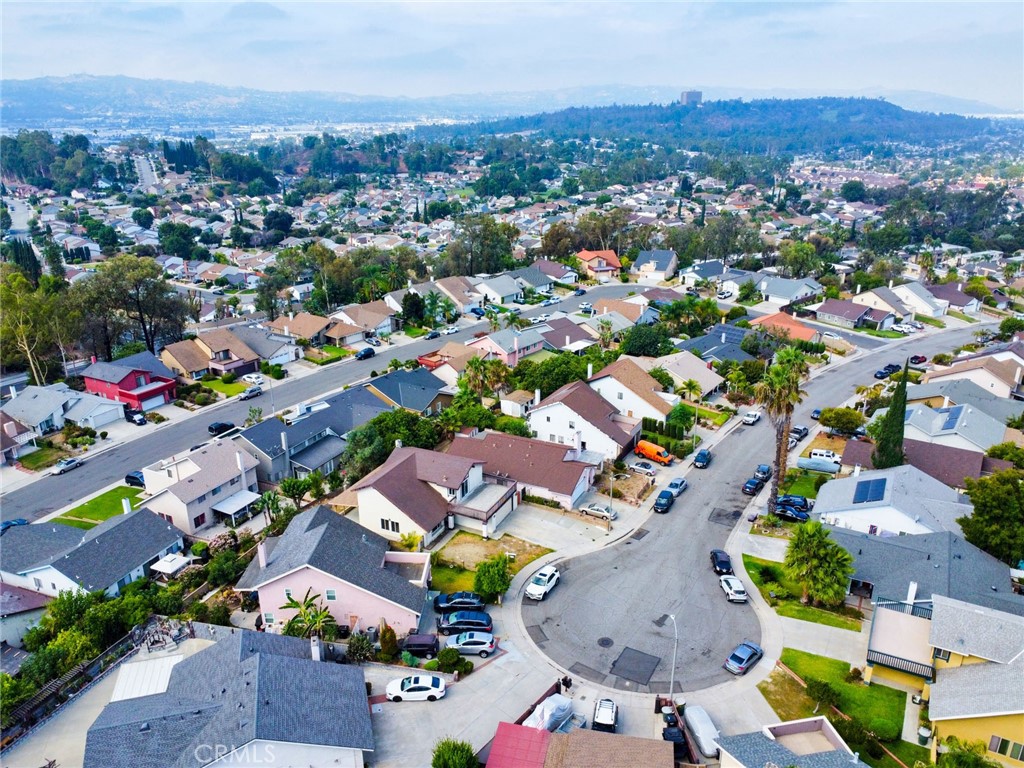 2028 E Lainie Street