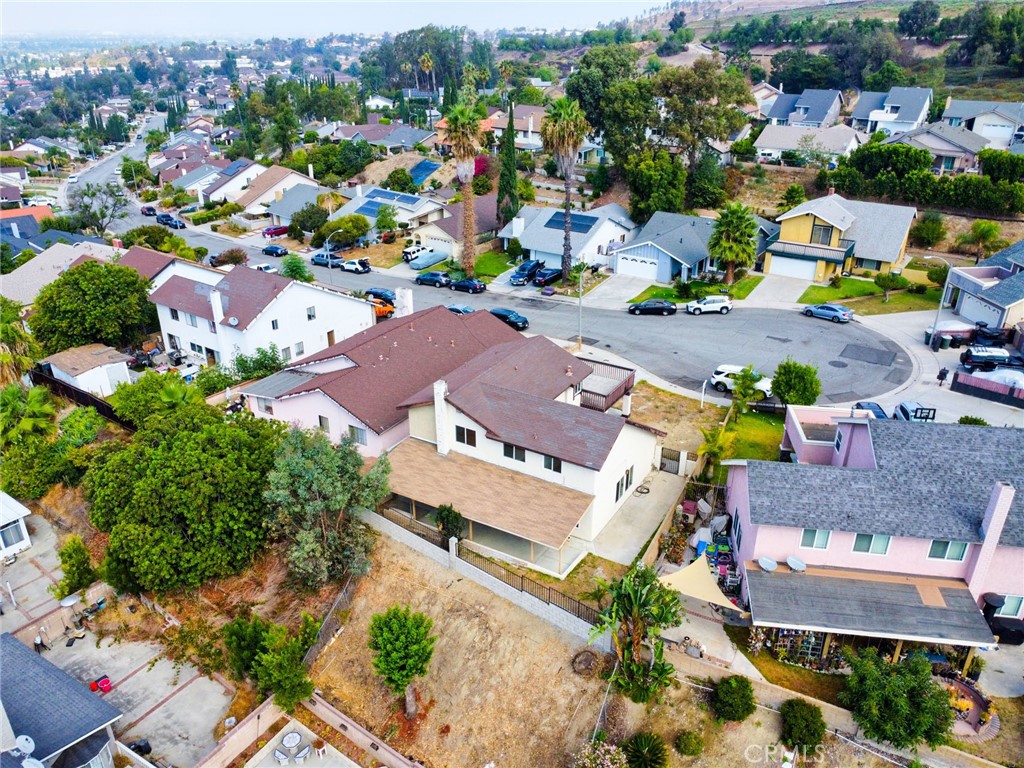 2028 E Lainie Street