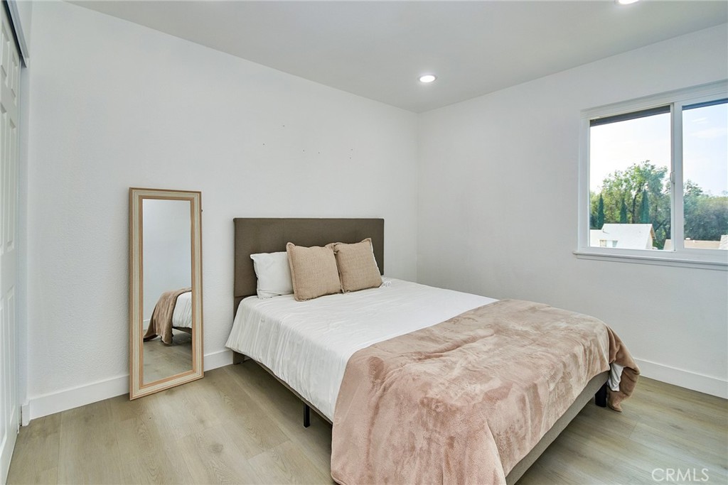 2028 E Lainie Street