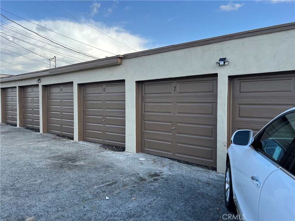 242 W Jackson Street