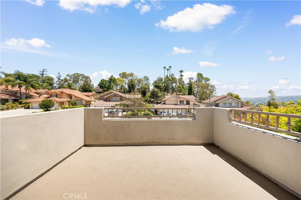 2767 Saleroso Drive