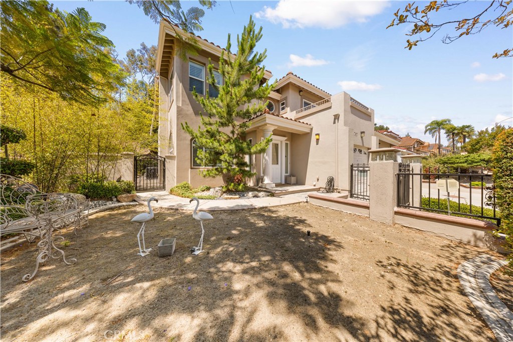 2767 Saleroso Drive