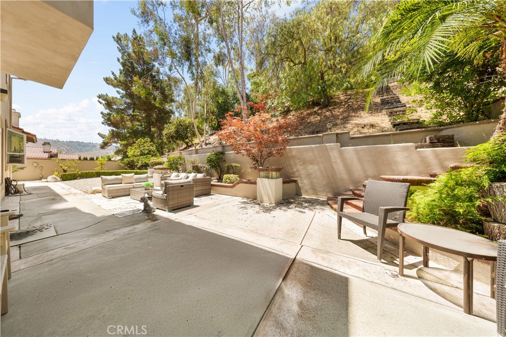 2767 Saleroso Drive