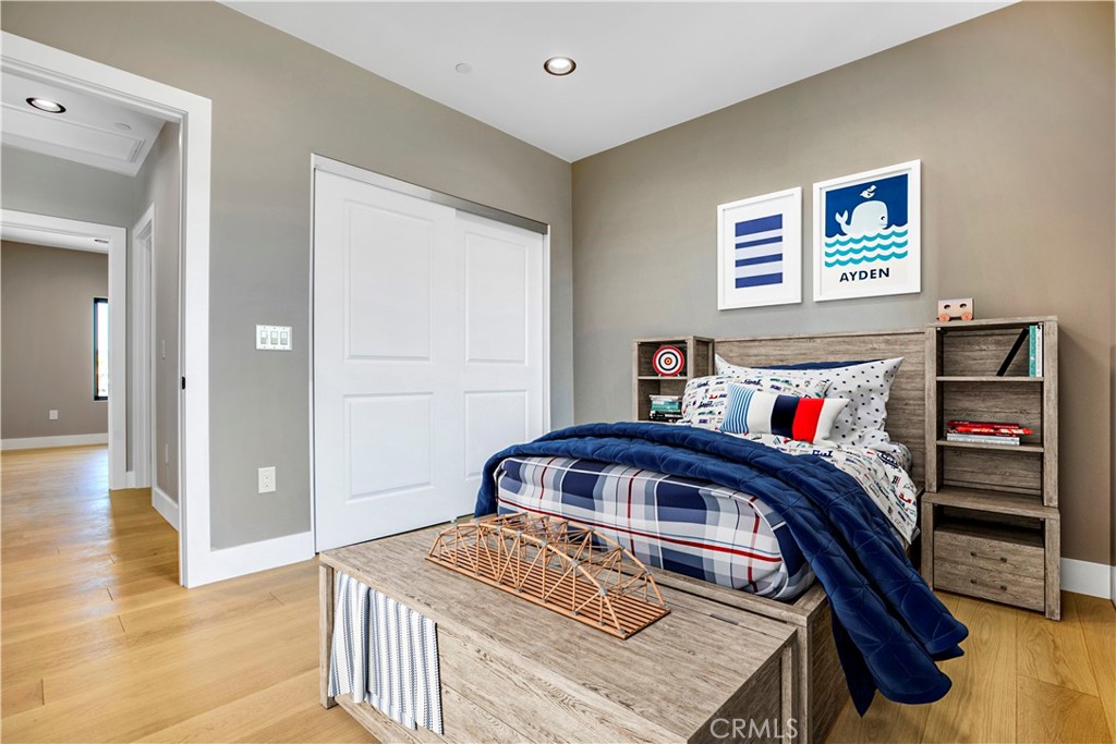 2380 Scenic Ridge Dr