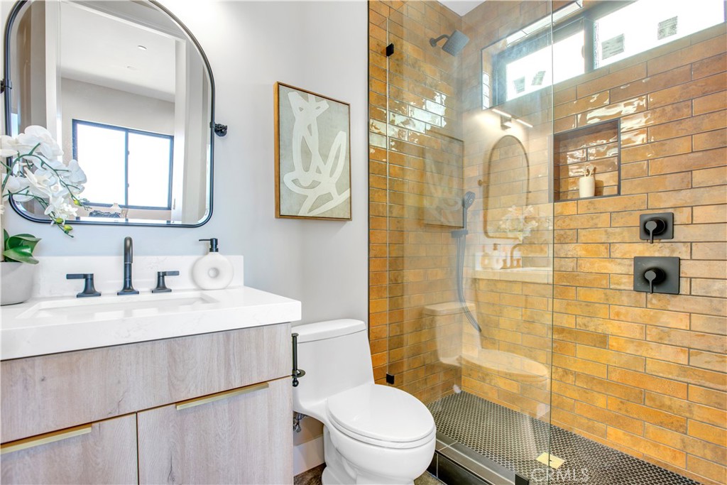 2380 Scenic Ridge Dr