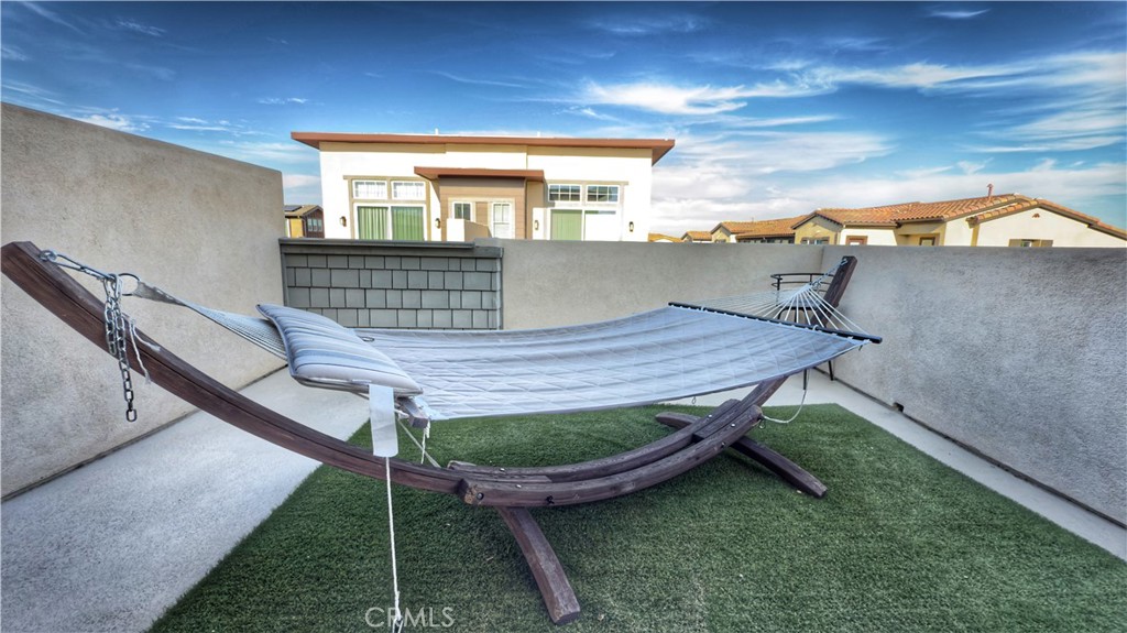7467 Solstice Place