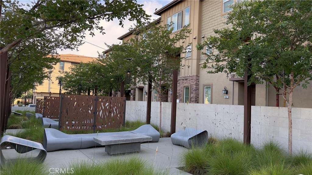 7467 Solstice Place