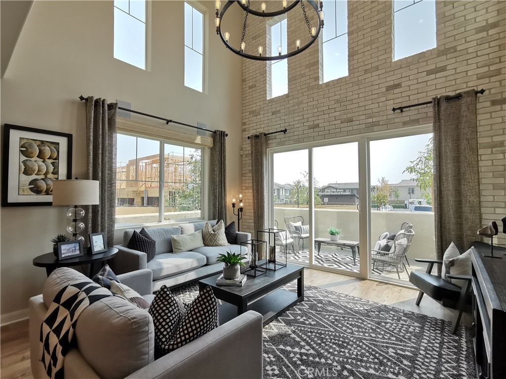 7467 Solstice Place