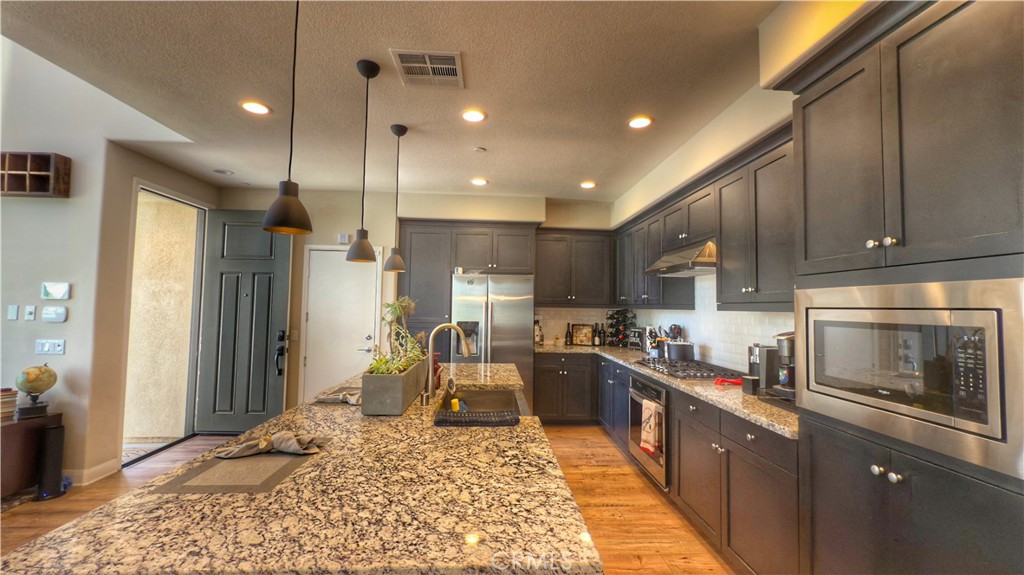 7467 Solstice Place