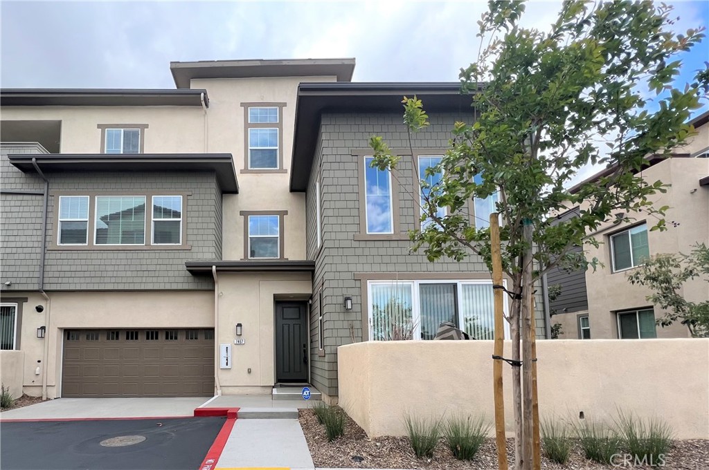 7467 Solstice Place