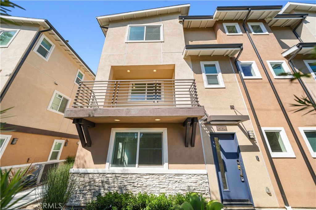 23238 Marigold Avenue