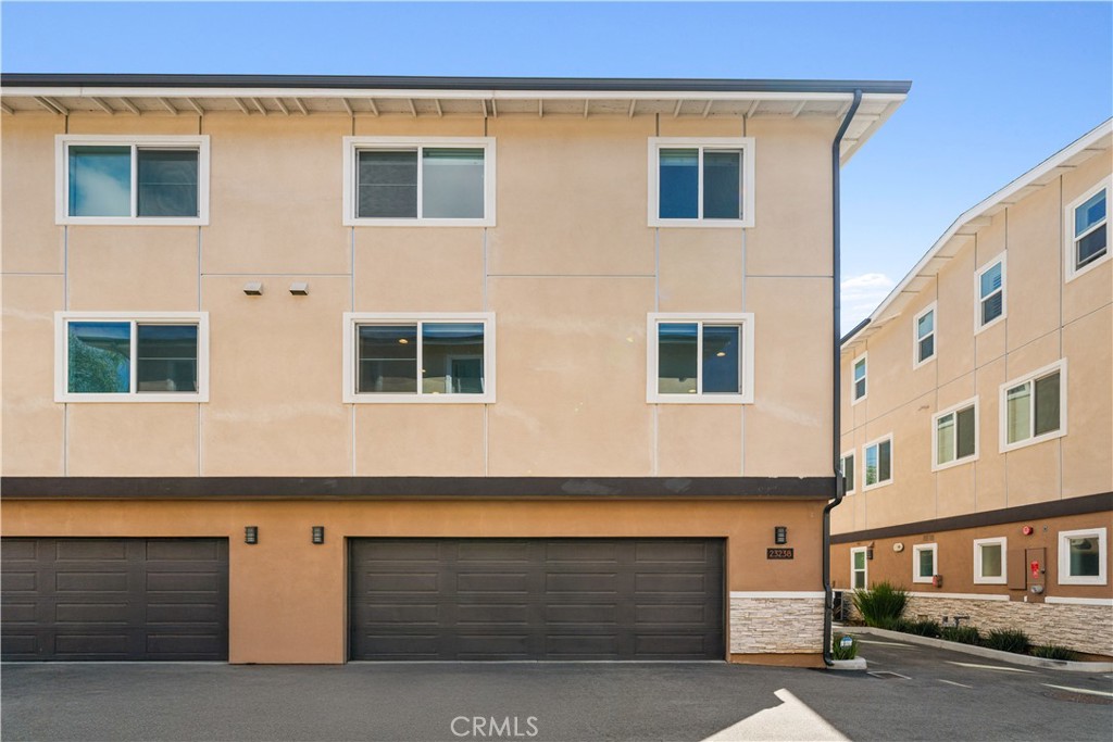 23238 Marigold Avenue