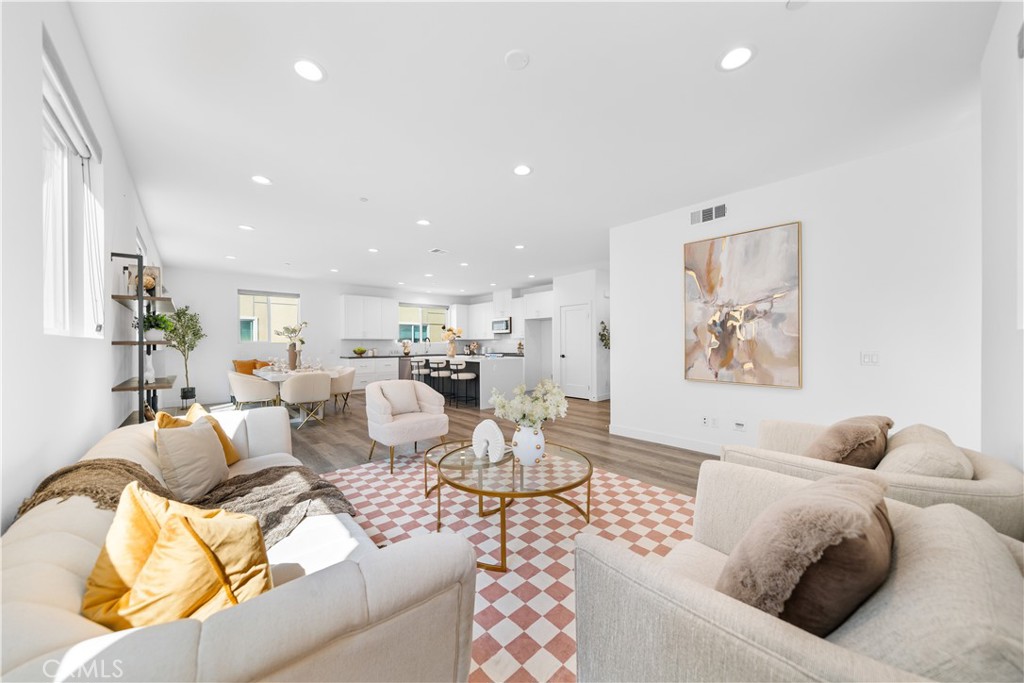 23238 Marigold Avenue